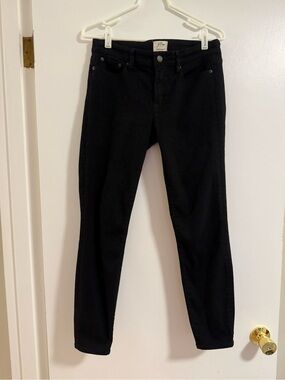 J. Crew Women's Black Skinny Jeans - Sleek Stretch Fit